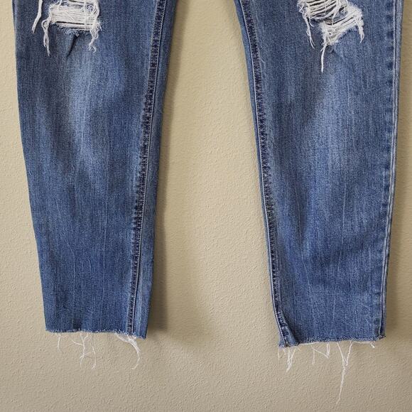 Old Navy Womens Blue High Rise Light Wash‎ Distressed Boyfriend Jeans Size 8 - Picture 5 of 12